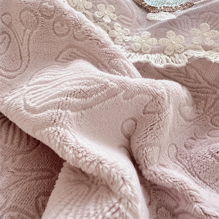 91家纺网 家纺一手货源 找家纺 （总）乐居家纺 2025新款蝴蝶花边款剪花提花牛奶绒四件套（含买家秀和质检报告）