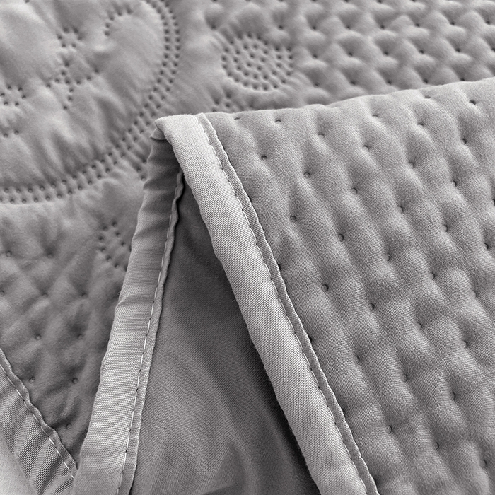 91家纺网 家纺一手货源 找家纺 三盛源 2025新款A类原棉夹棉防水床笠单件隔尿防滑床单席梦思防尘罩保护套爱豆熊系列 爱豆熊床笠-优雅灰