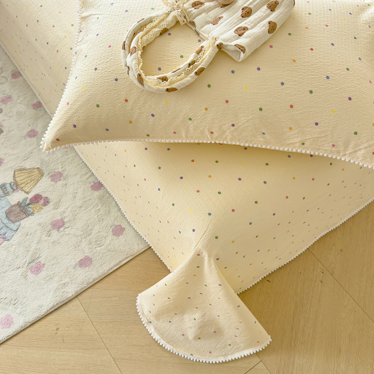 91家纺网 家纺一手货源 找家纺 （总）三盛源 2025新款韩版碎花球球皱皱纱双层纱水洗棉单床单床单单件