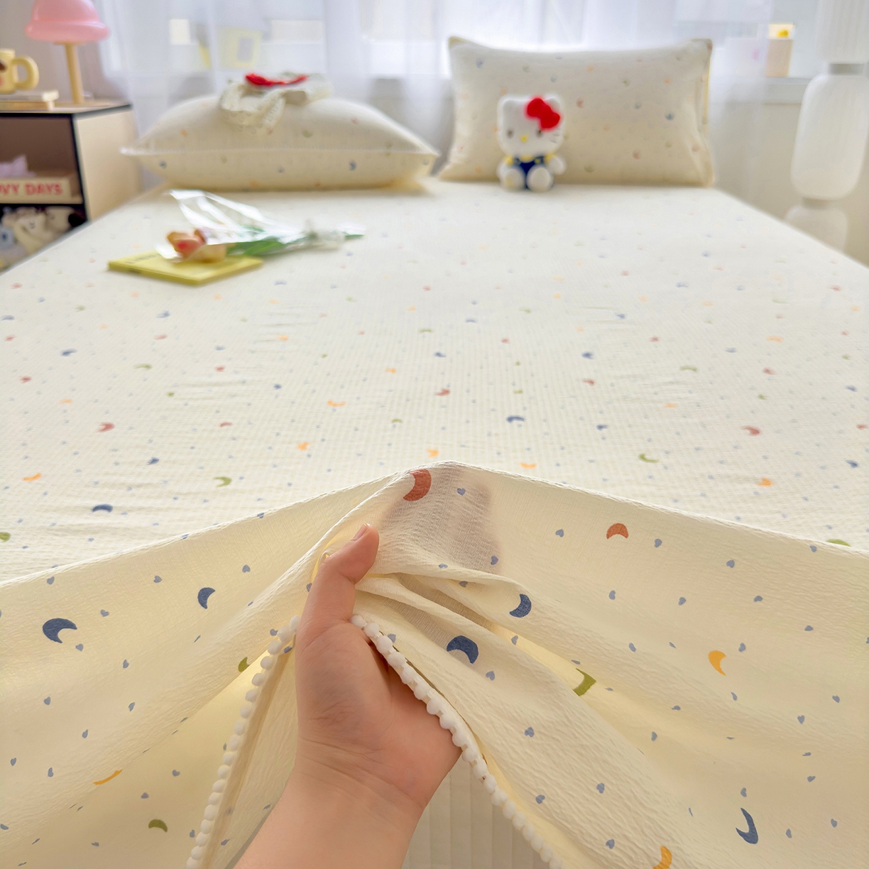 91家纺网 家纺一手货源 找家纺 三盛源 2025新款韩版碎花球球皱皱纱双层纱水洗棉单床单床单单件 星月心雨