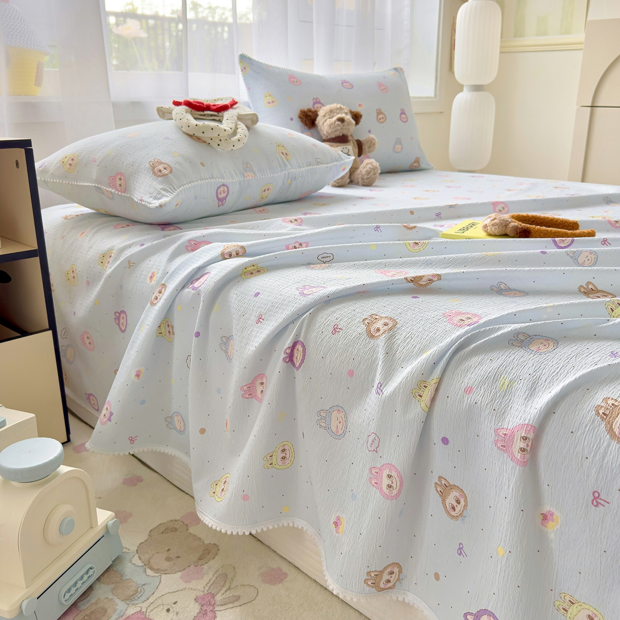 91家纺网 家纺一手货源 找家纺 三盛源 2025新款韩版碎花球球皱皱纱双层纱水洗棉单床单床单单件 浅蓝童话