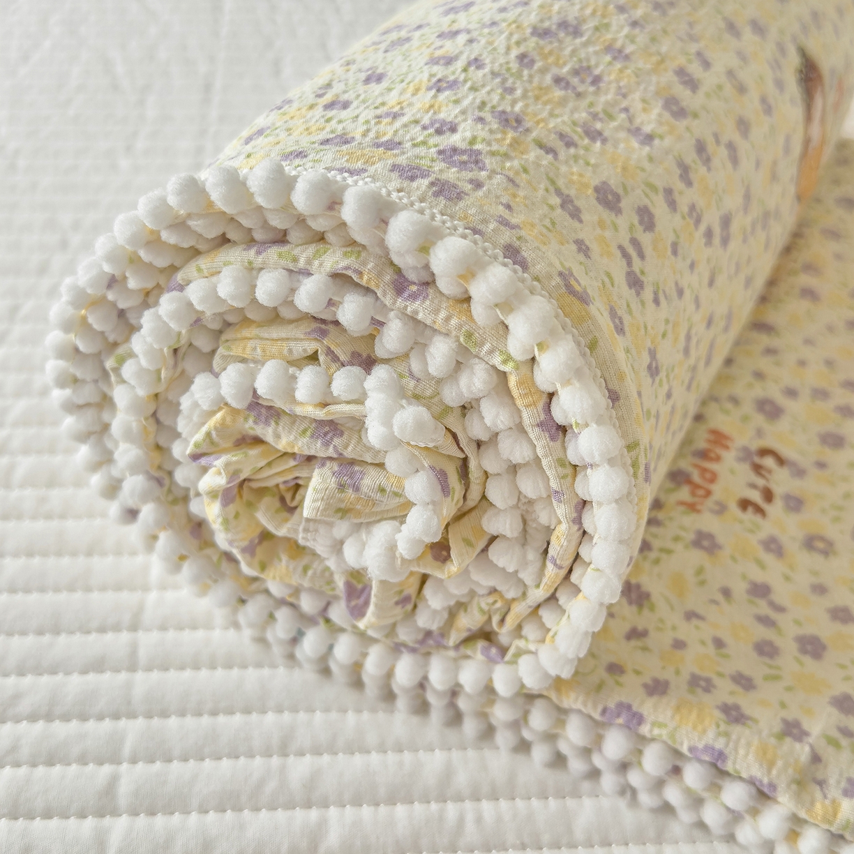 91家纺网 家纺一手货源 找家纺 三盛源 2025新款韩版碎花球球皱皱纱双层纱水洗棉单床单床单单件 碎花小仙旅