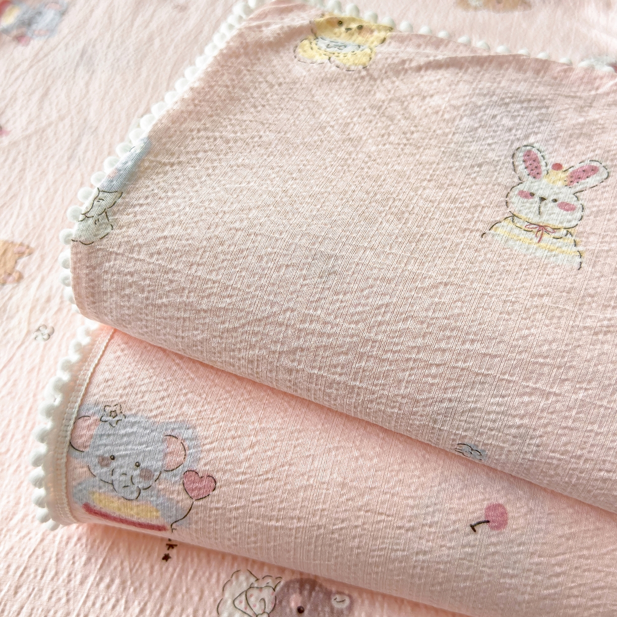 91家纺网 家纺一手货源 找家纺 三盛源 2025新款韩版碎花球球皱皱纱双层纱水洗棉单床单床单单件 奶芙动物园