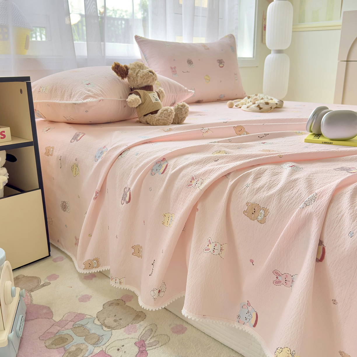 91家纺网 家纺一手货源 找家纺 三盛源 2025新款韩版碎花球球皱皱纱双层纱水洗棉单床单床单单件 奶芙动物园