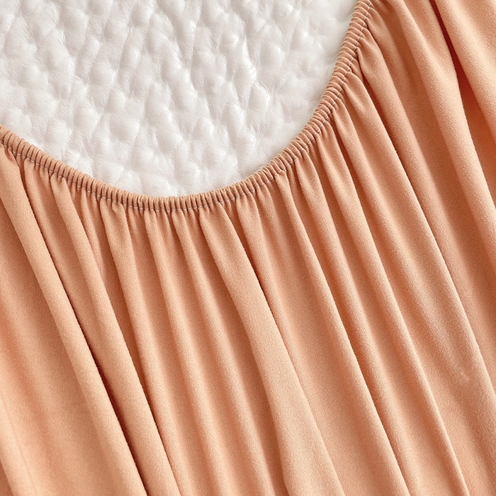 91家纺网 家纺一手货源 找家纺 三盛源 2025新款A类原棉夹棉防水床笠单件隔尿防滑床单席梦思防尘罩保护套爱豆熊系列 爱豆熊床笠-卡其