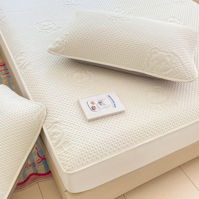 91家纺网 家纺一手货源 找家纺 （总）三盛源 2025新款A类原棉夹棉防水床笠单件隔尿防滑床单席梦思防尘罩保护套爱豆熊系列