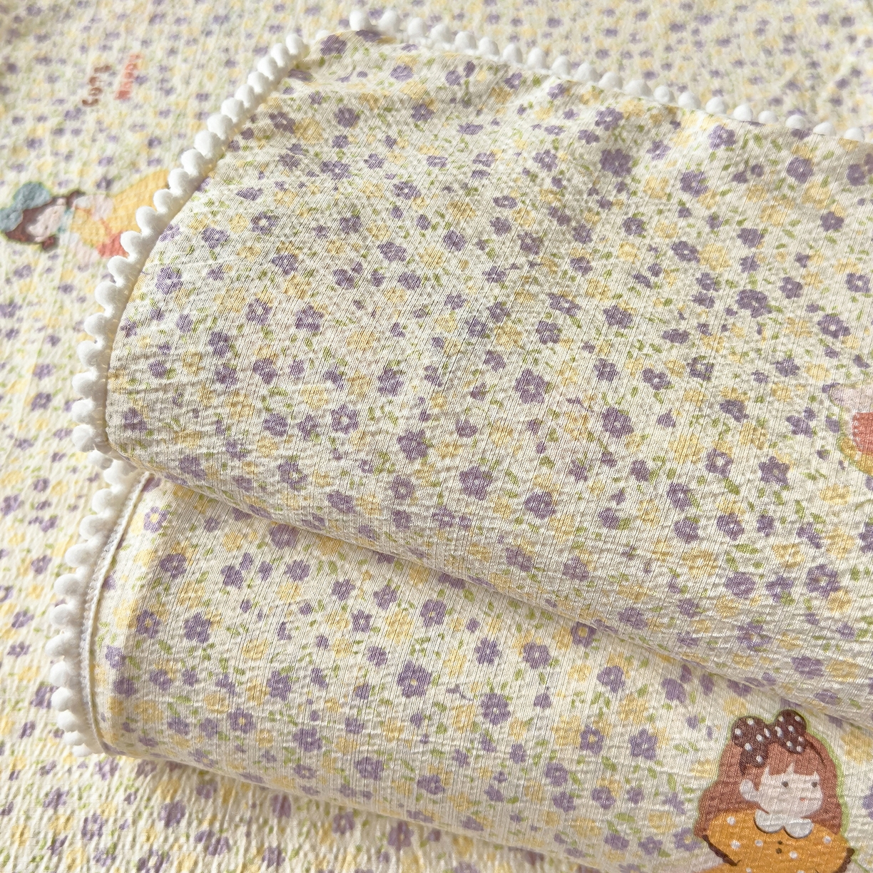 91家纺网 家纺一手货源 找家纺 三盛源 2025新款韩版碎花球球皱皱纱双层纱水洗棉单床单床单单件 碎花小仙旅