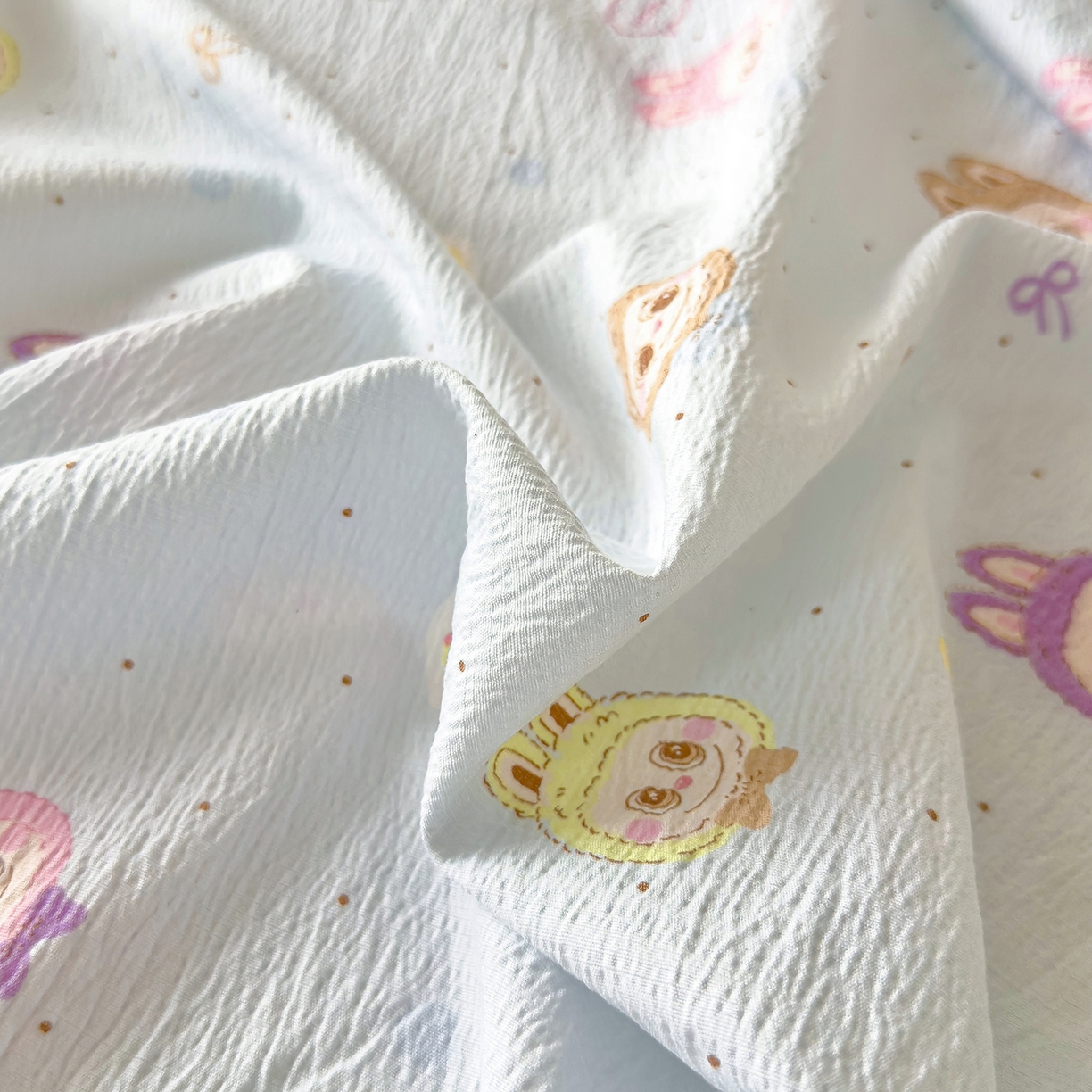 91家纺网 家纺一手货源 找家纺 三盛源 2025新款韩版碎花球球皱皱纱双层纱水洗棉单床单床单单件 浅蓝童话