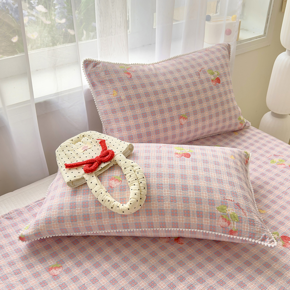 91家纺网 家纺一手货源 找家纺 三盛源 2025新款韩版碎花球球皱皱纱双层纱水洗棉单床单床单单件 樱果格韵