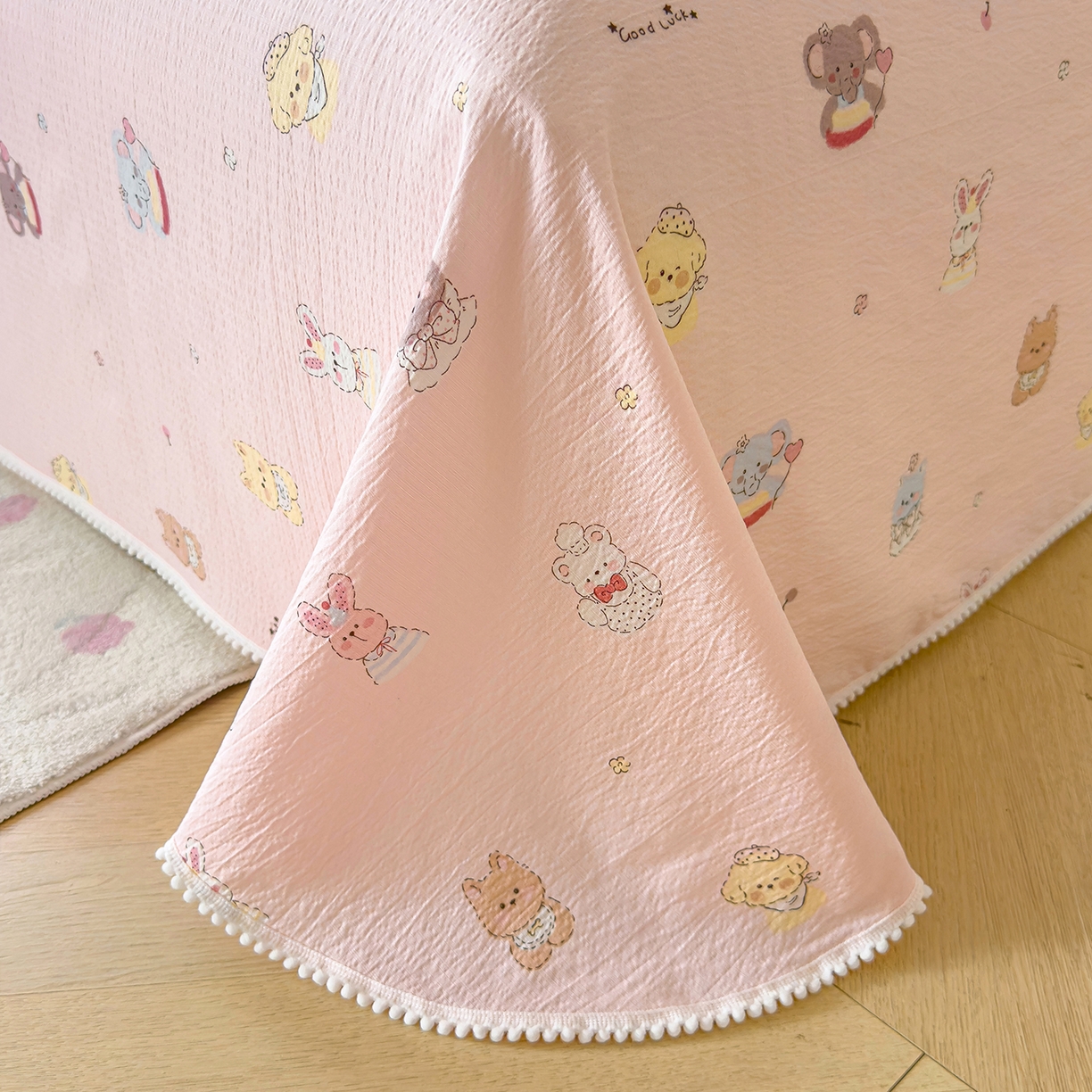 91家纺网 家纺一手货源 找家纺 三盛源 2025新款韩版碎花球球皱皱纱双层纱水洗棉单床单床单单件 奶芙动物园