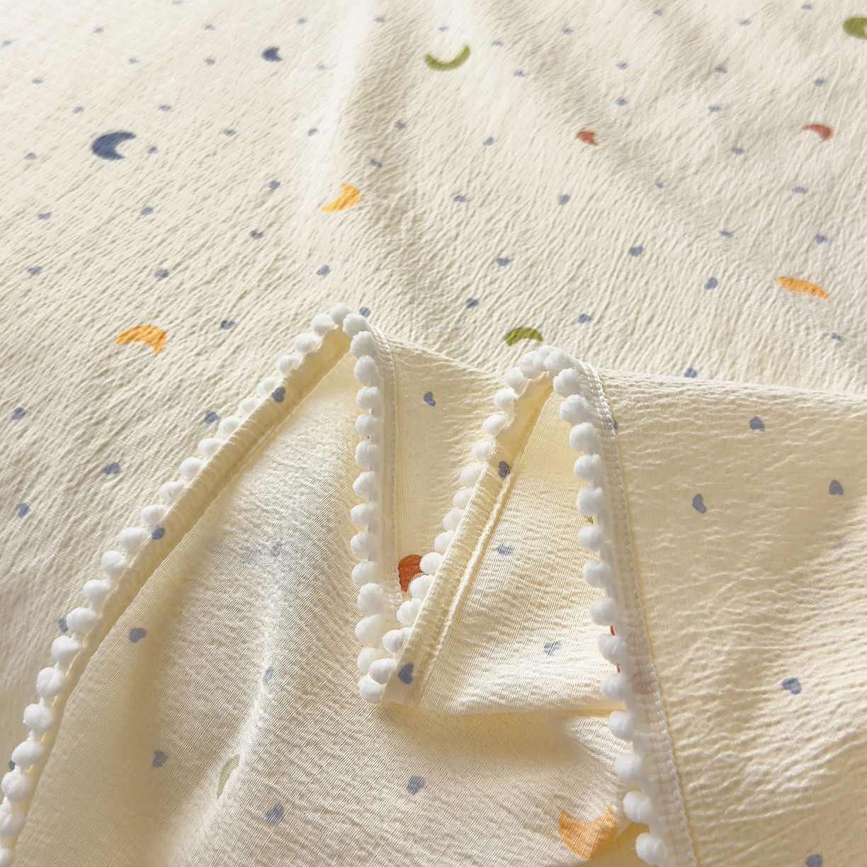 91家纺网 家纺一手货源 找家纺 三盛源 2025新款韩版碎花球球皱皱纱双层纱水洗棉单床单床单单件 星月心雨