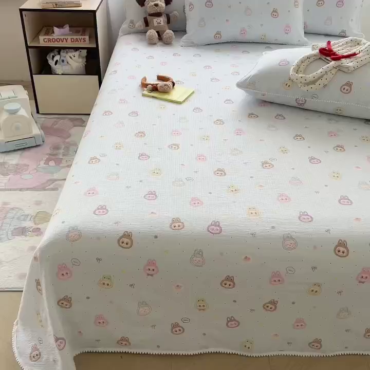 91家纺网 家纺一手货源 找家纺 三盛源 2025新款韩版碎花球球皱皱纱双层纱水洗棉单床单床单单件 浅蓝童话