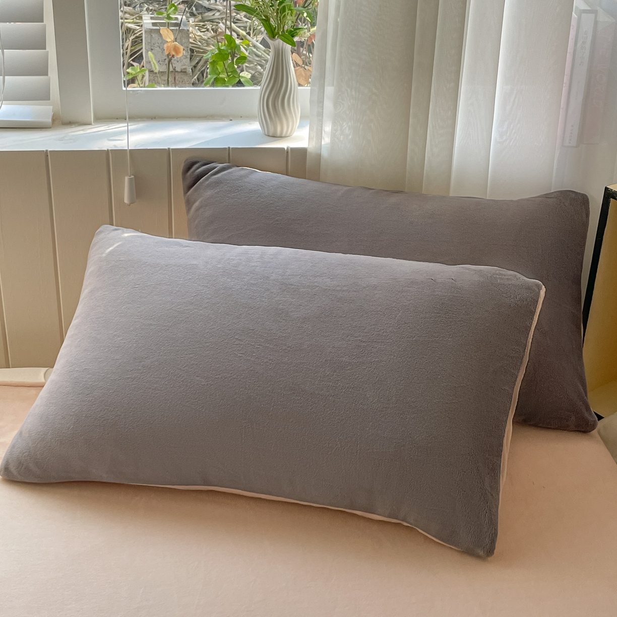 91家纺网 家纺一手货源 找家纺 仔仔熊 2025新款牛奶绒单床单床单单件 橙