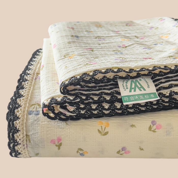 91家纺网 家纺一手货源 找家纺 三盛源 2025新款韩版碎花皱皱双层纱镂空花边水洗棉单床单床单单件 樱桃波波