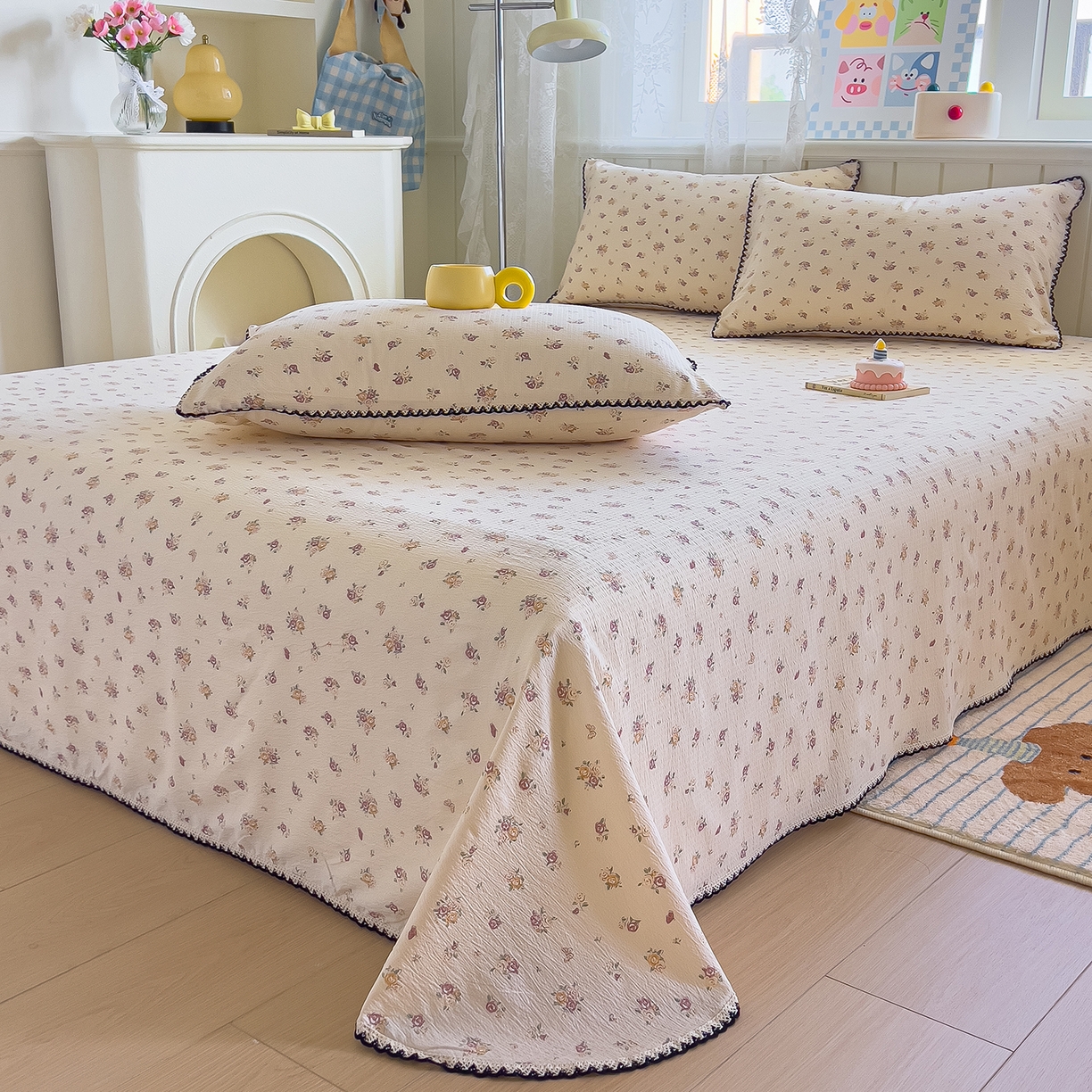 91家纺网 家纺一手货源 找家纺 三盛源 2025新款韩版碎花皱皱双层纱镂空花边水洗棉单床单床单单件 梦境