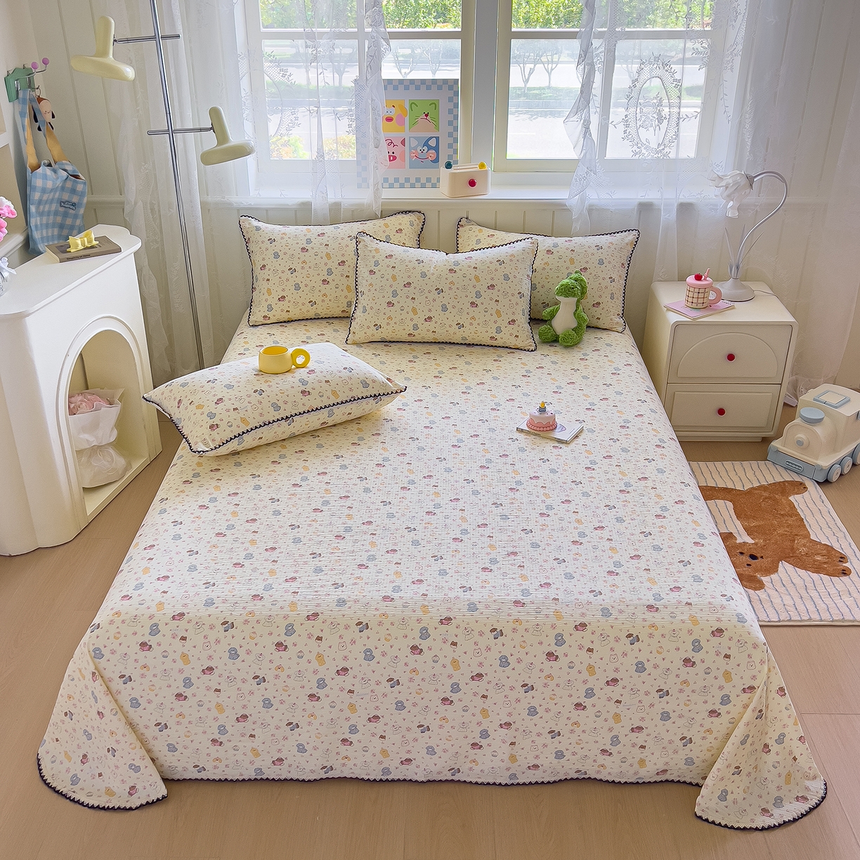 91家纺网 家纺一手货源 找家纺 三盛源 2025新款韩版碎花皱皱双层纱镂空花边水洗棉单床单床单单件 狗狗乐园