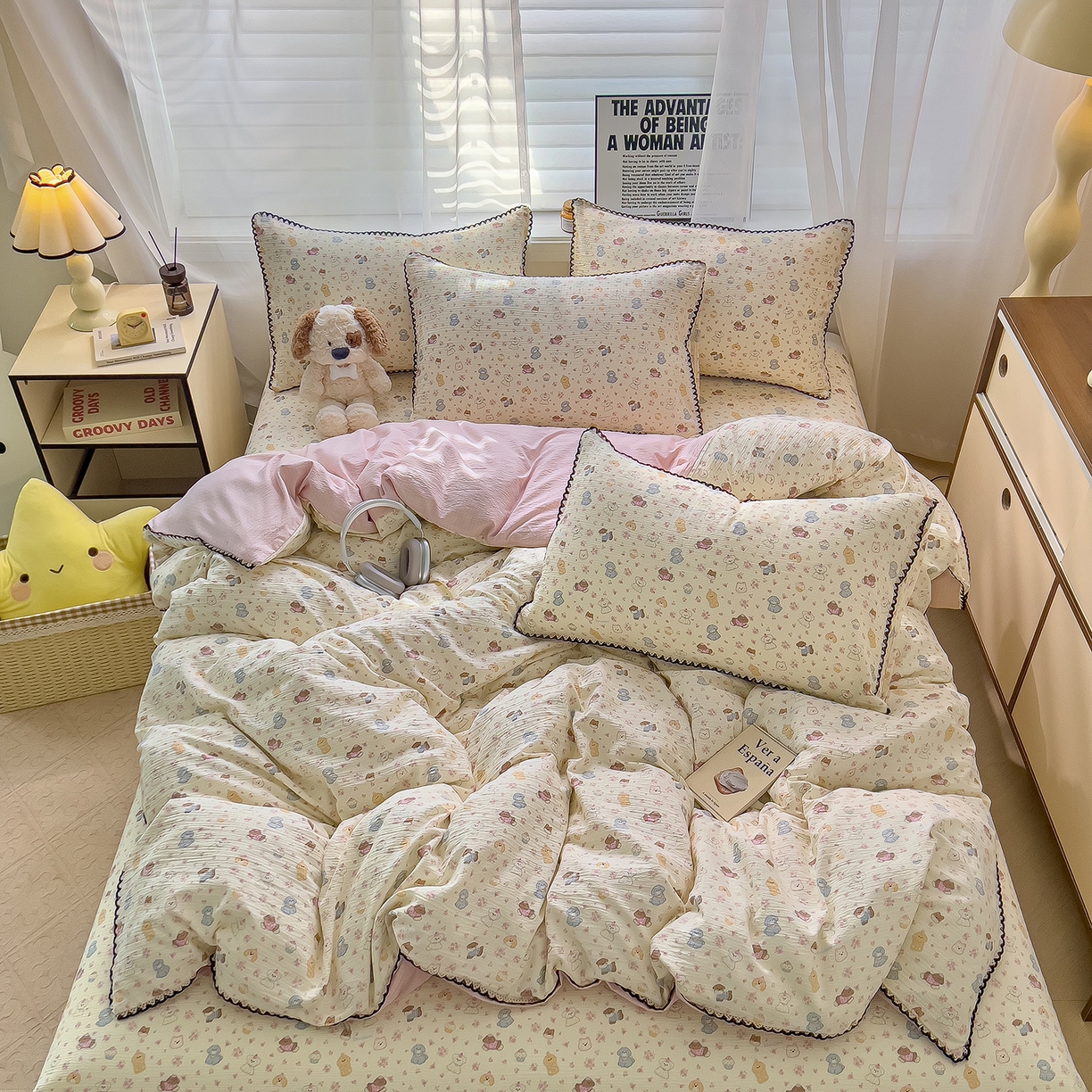 91家纺网 家纺一手货源 找家纺 三盛源 2025新款韩系小花卉镂空花边超柔皱皱双层纱水洗棉单被套被套单件 泡芙小狗