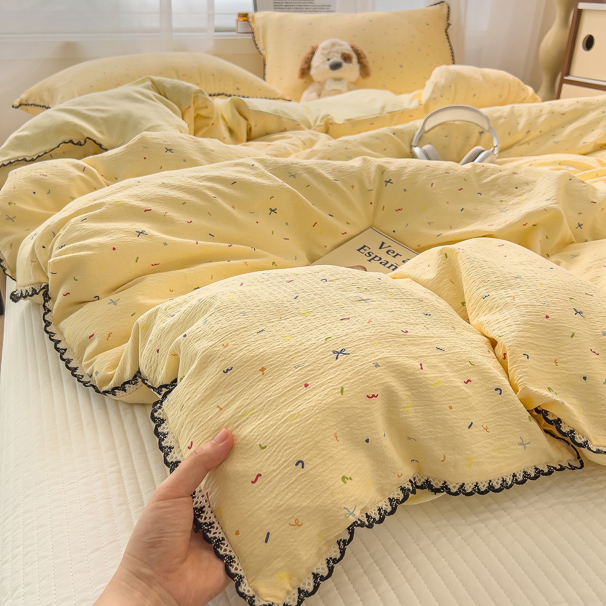 91家纺网 家纺一手货源 找家纺 三盛源 2025新款韩系小花卉镂空花边超柔皱皱双层纱水洗棉单被套被套单件 奶油星点