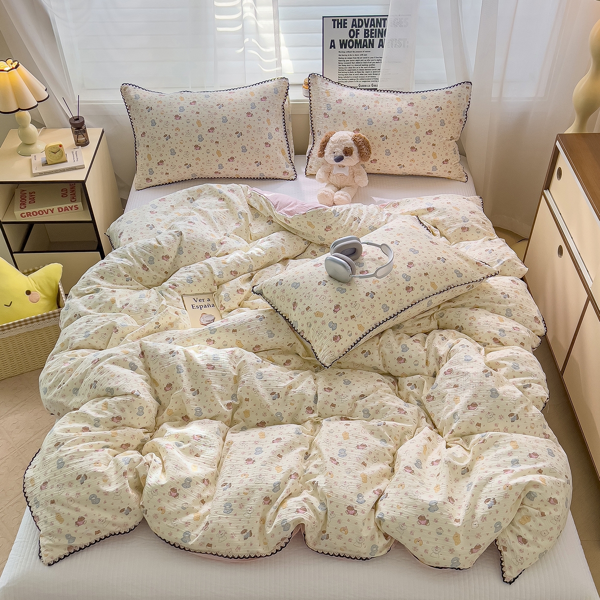 91家纺网 家纺一手货源 找家纺 三盛源 2025新款韩系小花卉镂空花边超柔皱皱双层纱水洗棉单被套被套单件 泡芙小狗