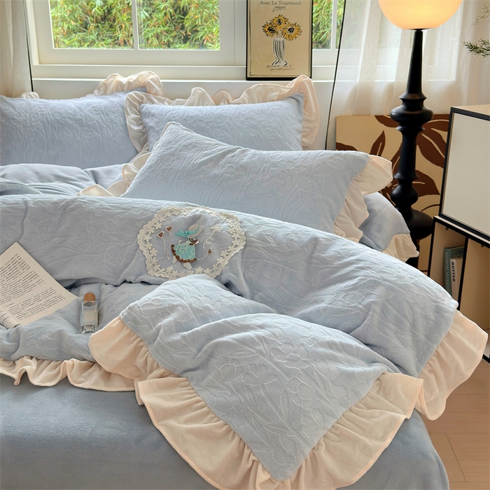 91家纺网 家纺一手货源 找家纺 （总）乐居家纺 2025新款蝴蝶花边款剪花提花牛奶绒四件套（含买家秀和质检报告）