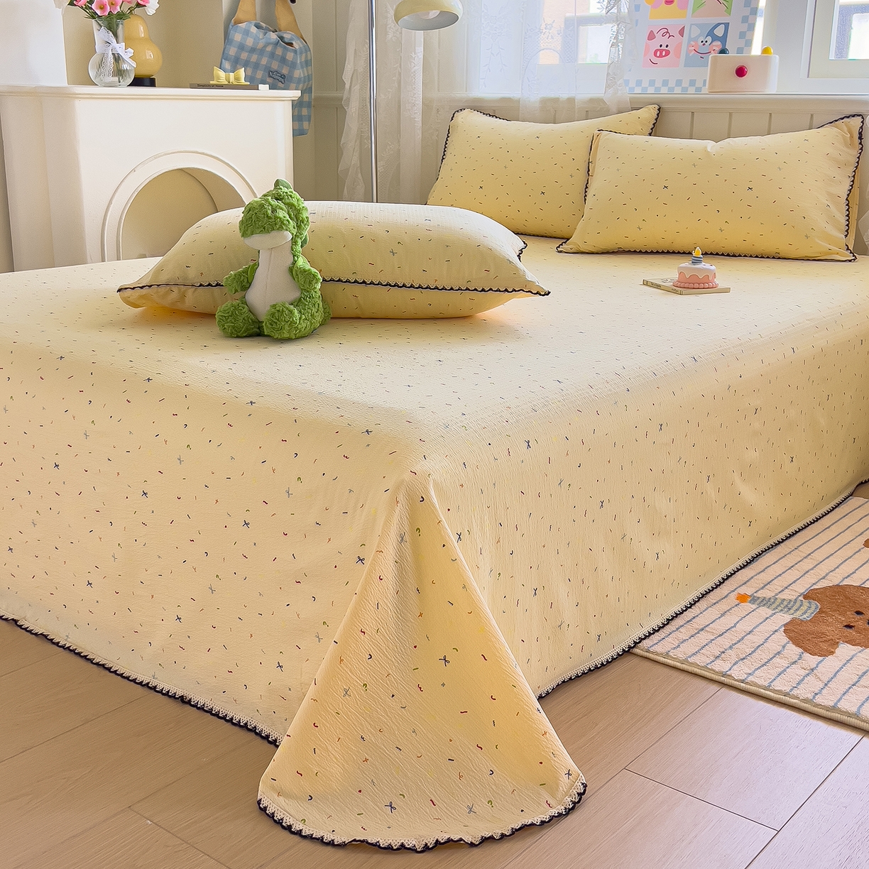 91家纺网 家纺一手货源 找家纺 三盛源 2025新款韩版碎花皱皱双层纱镂空花边水洗棉单床单床单单件 奶油芝士