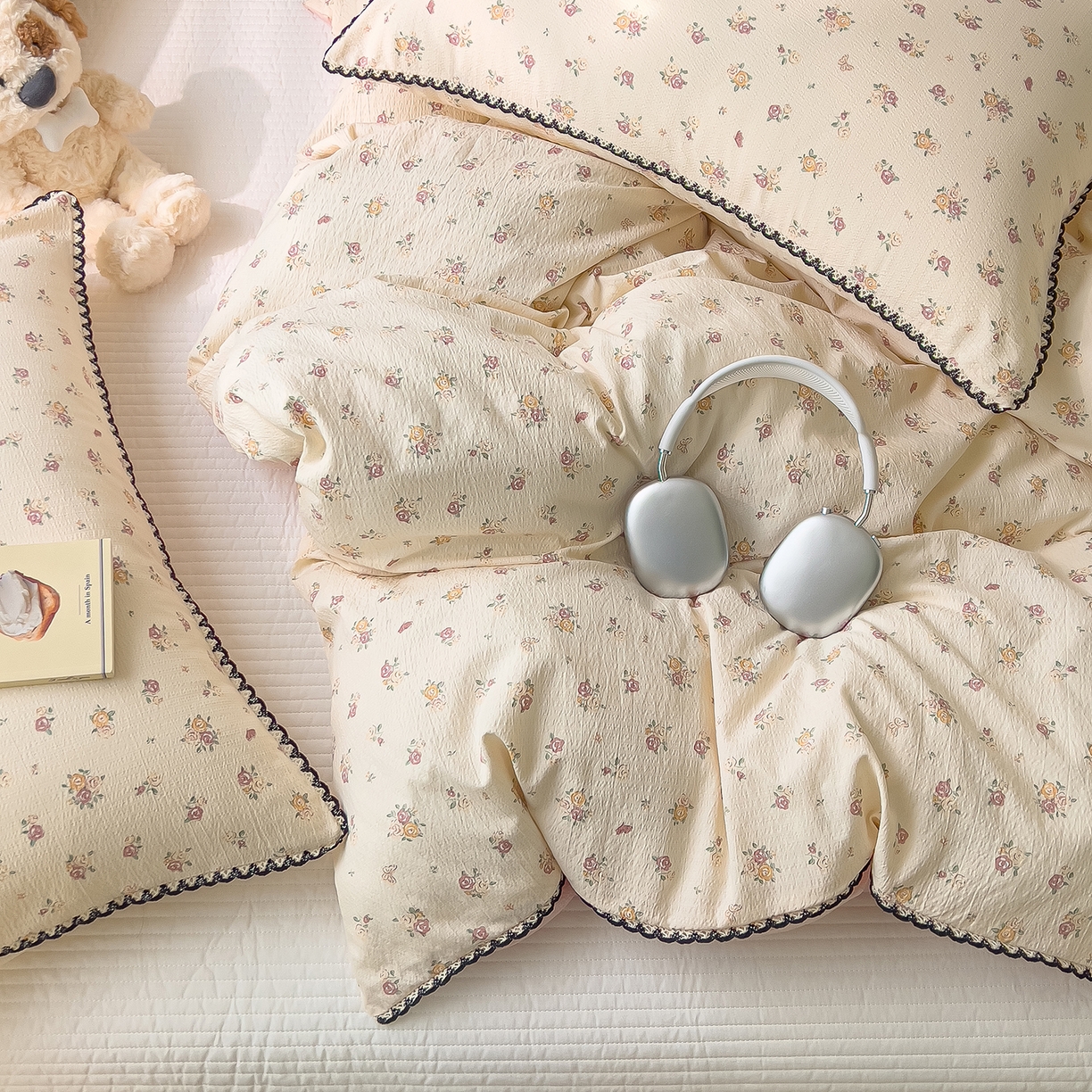 91家纺网 家纺一手货源 找家纺 三盛源 2025新款韩系小花卉镂空花边超柔皱皱双层纱水洗棉单被套被套单件 絮语