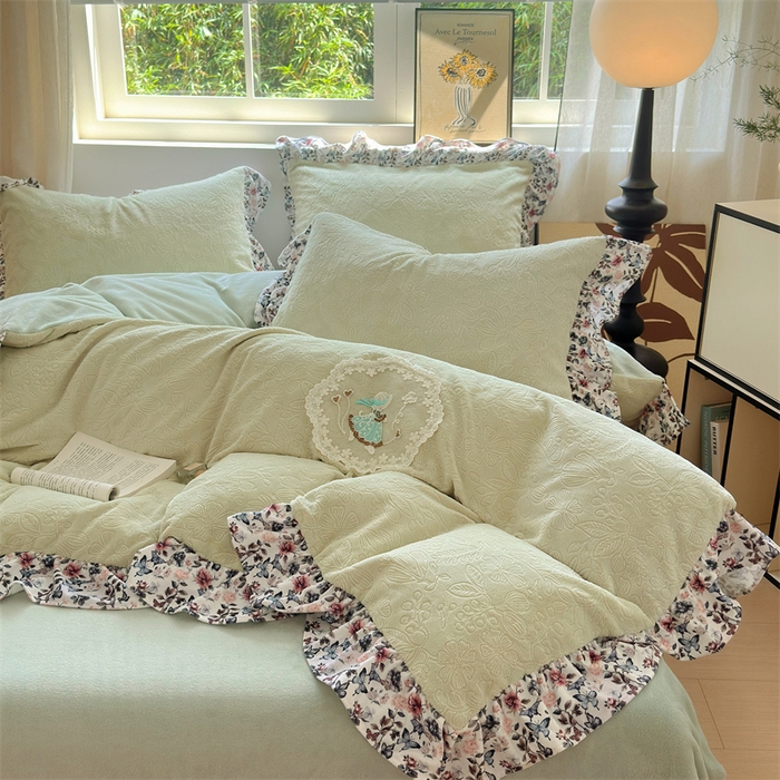 乐居家纺 2025新款蝴蝶花边款剪花提花牛奶绒四件套（含买家秀和质检报告） 蝴蝶花边款-盛夏-绿