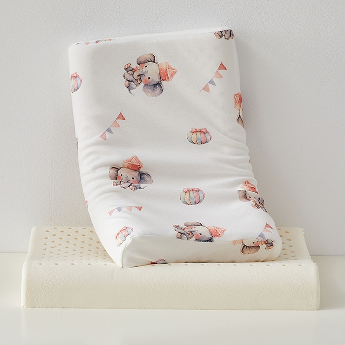 鼎盛乳胶 2025新款30*50学生枕亲肤棉乳胶枕 飞天小象