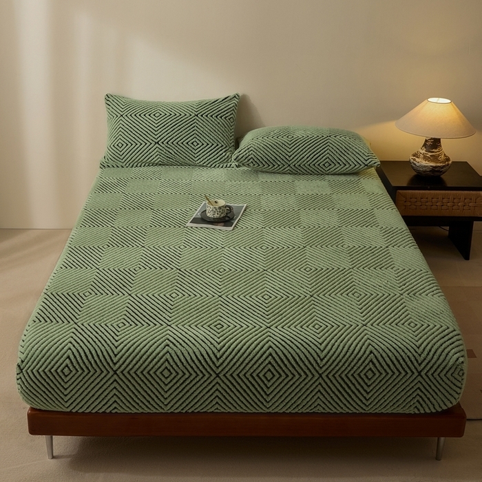 91家纺网 家纺一手货源 找家纺 （总）欧邦 2025新款提花暖阳绒单床笠