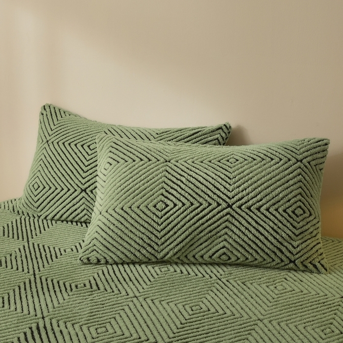 91家纺网 家纺一手货源 找家纺 （总）欧邦 2025新款提花暖阳绒单床笠