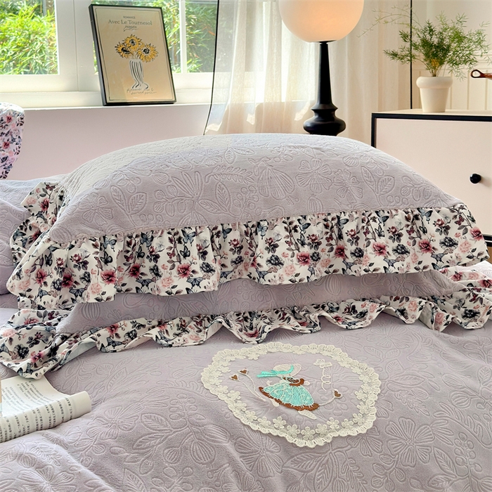 91家纺网 家纺一手货源 找家纺 乐居家纺 2025新款蝴蝶花边款剪花提花牛奶绒四件套（含买家秀和质检报告） 蝴蝶花边款-盛夏-紫