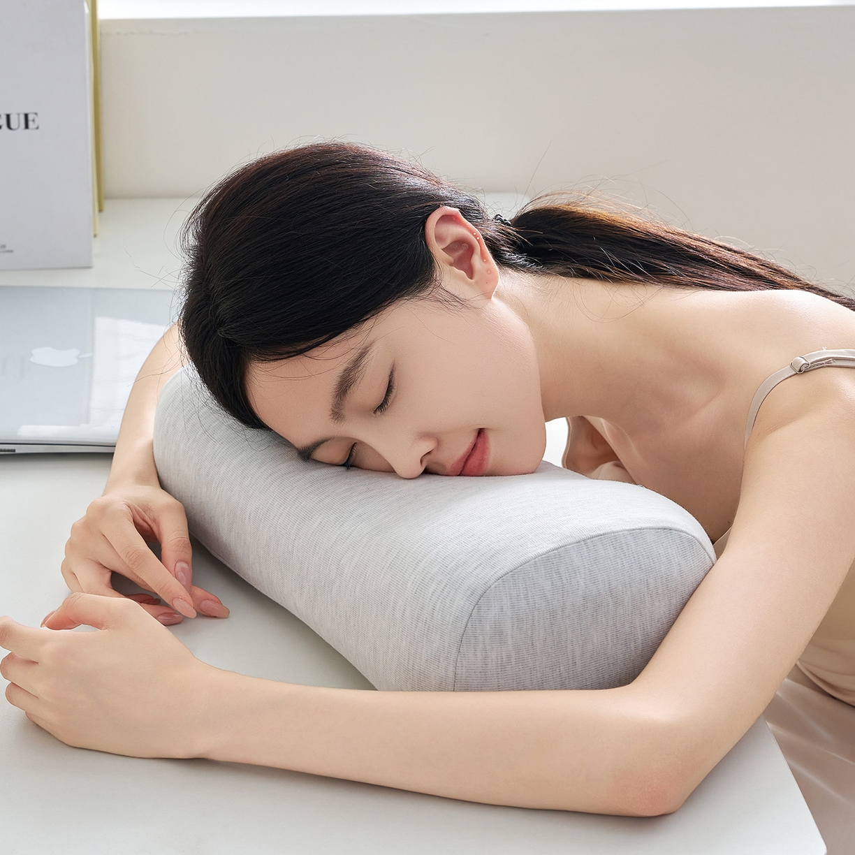 91家纺网 家纺一手货源 找家纺 （总）鼎盛乳胶 2025新款彩棉乳胶午睡枕便携枕