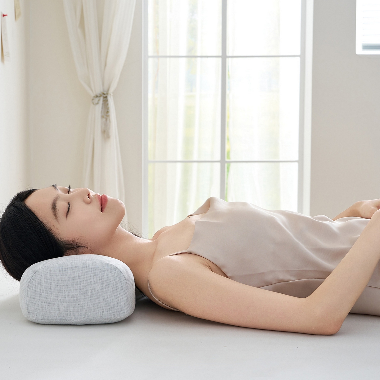 91家纺网 家纺一手货源 找家纺 鼎盛乳胶 2025新款彩棉乳胶午睡枕便携枕 彩棉浅灰