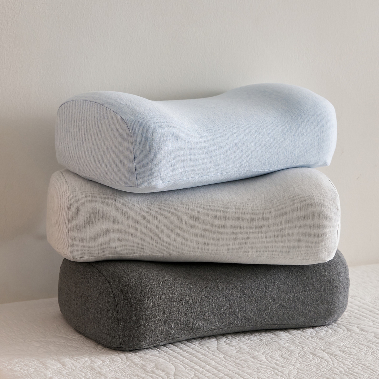 91家纺网 家纺一手货源 找家纺 鼎盛乳胶 2025新款彩棉乳胶午睡枕便携枕 组合图仅供展示不可下单