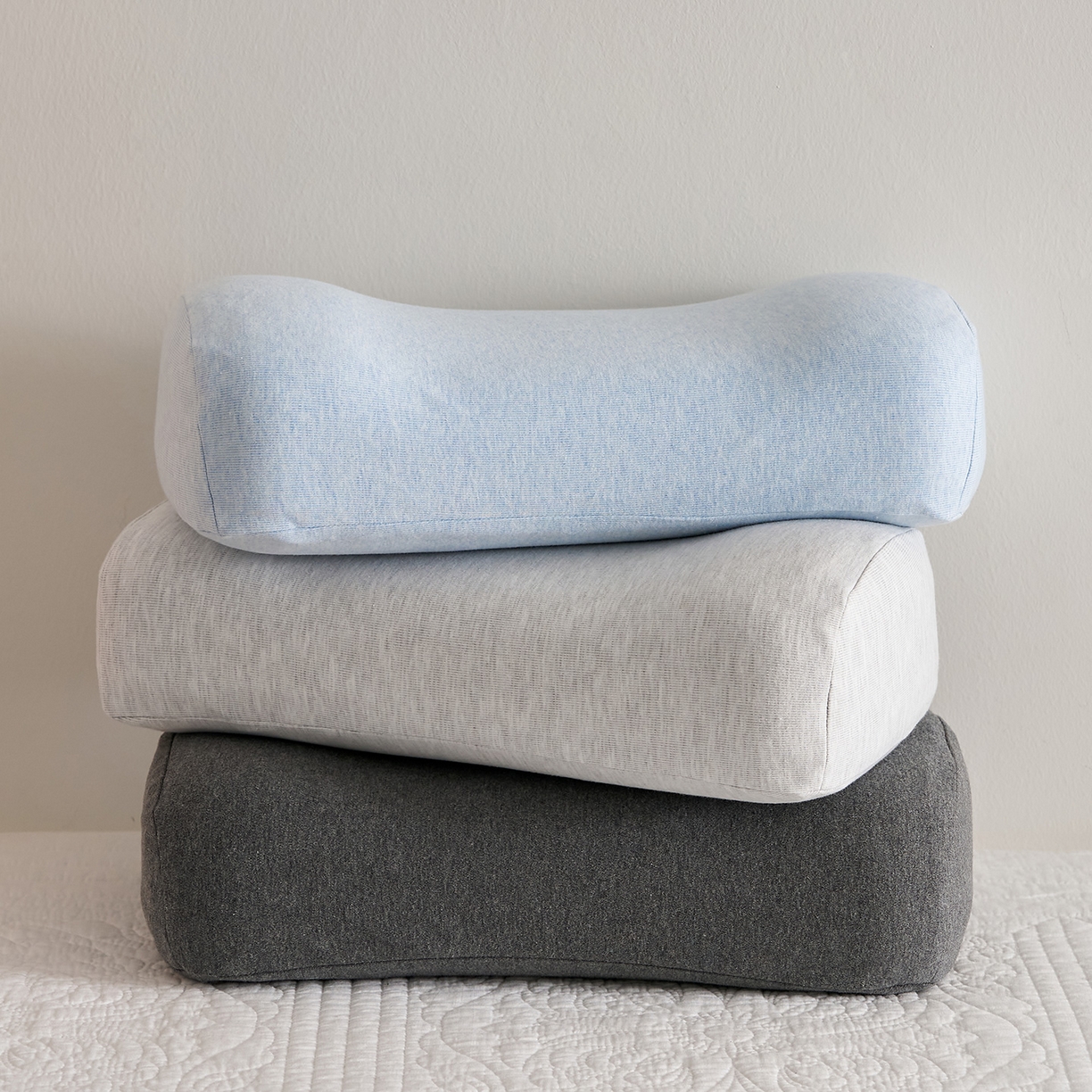 91家纺网 家纺一手货源 找家纺 （总）鼎盛乳胶 2025新款彩棉乳胶午睡枕便携枕