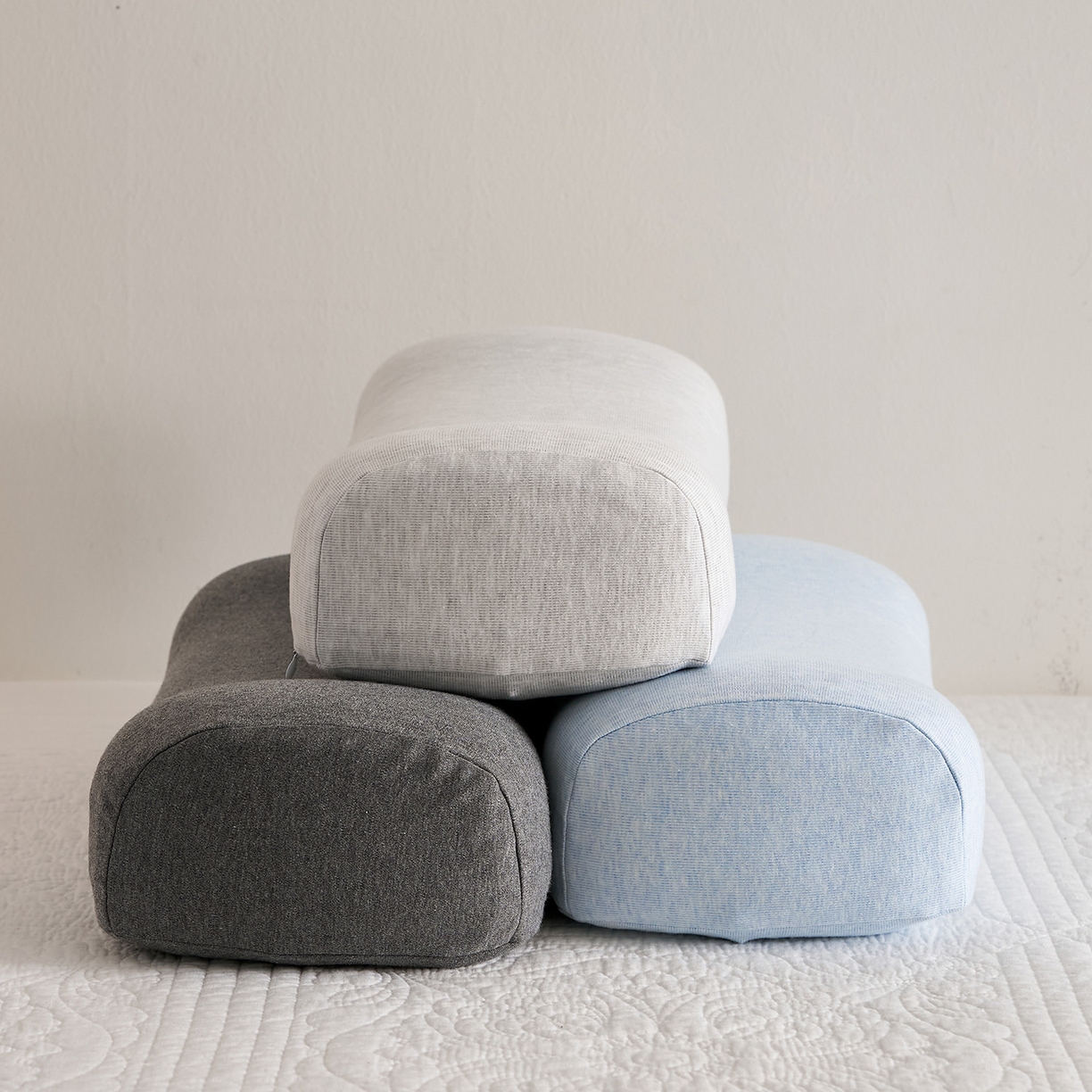 91家纺网 家纺一手货源 找家纺 鼎盛乳胶 2025新款彩棉乳胶午睡枕便携枕 组合图仅供展示不可下单