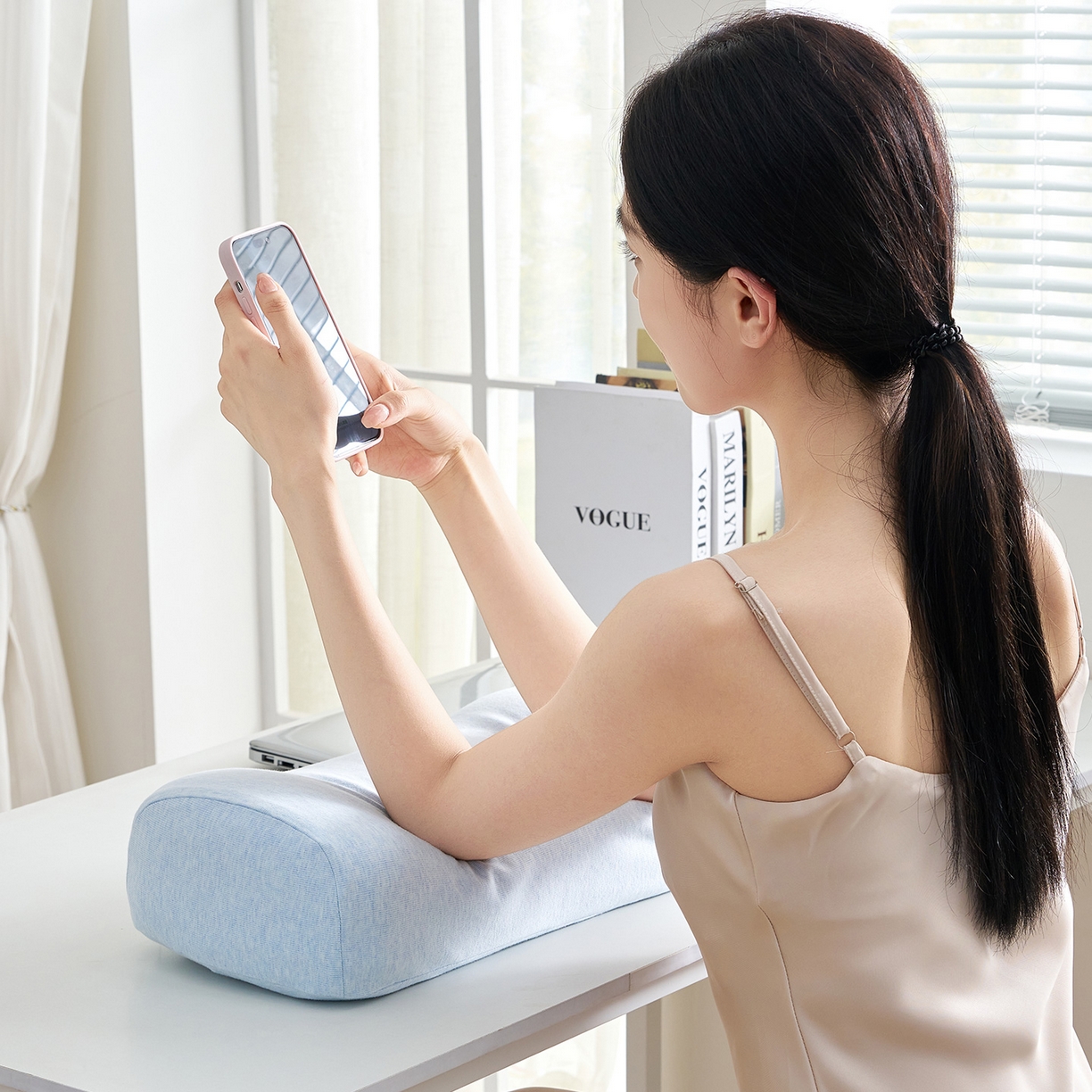 91家纺网 家纺一手货源 找家纺 鼎盛乳胶 2025新款彩棉乳胶午睡枕便携枕 彩棉天蓝