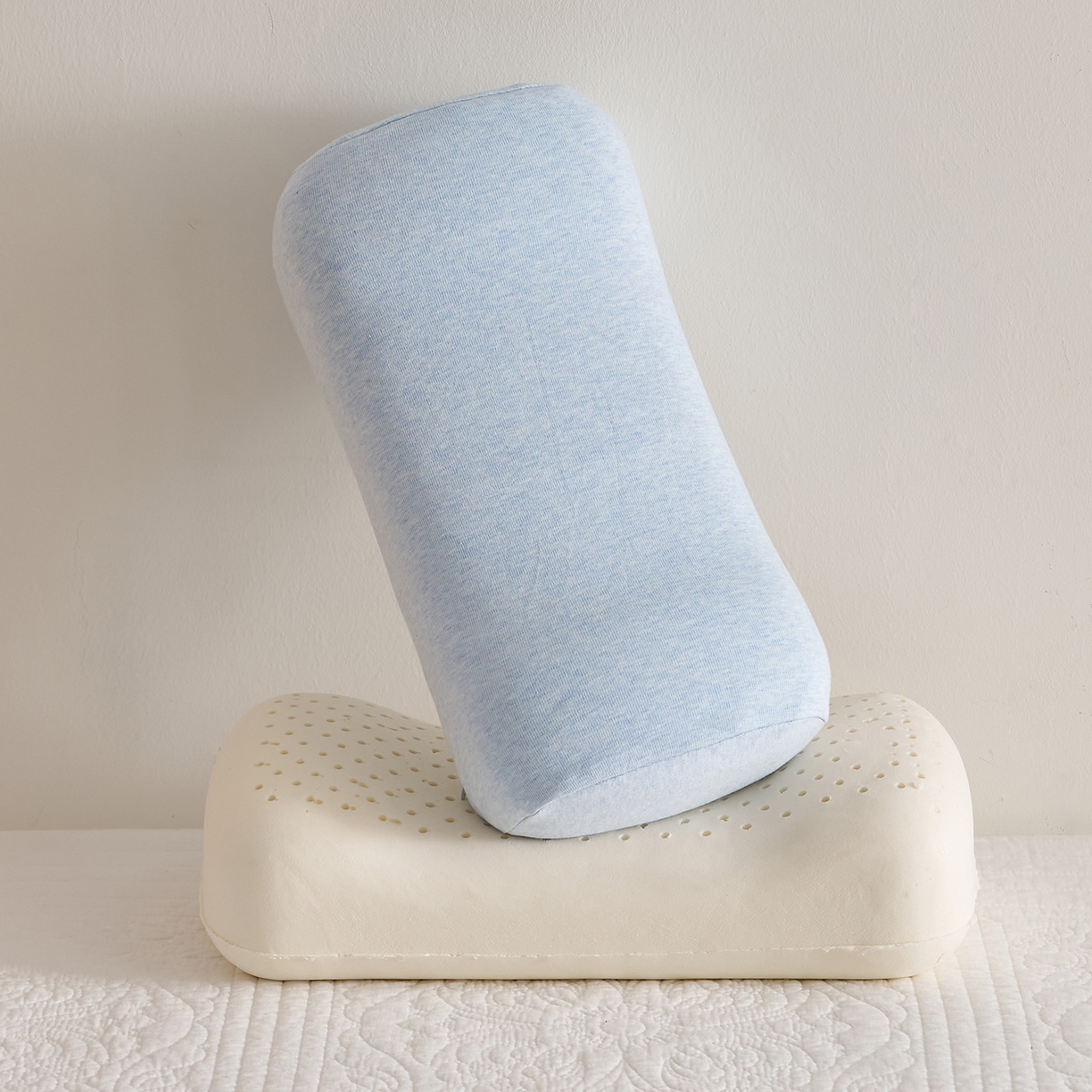 91家纺网 家纺一手货源 找家纺 鼎盛乳胶 2025新款彩棉乳胶午睡枕便携枕 彩棉天蓝