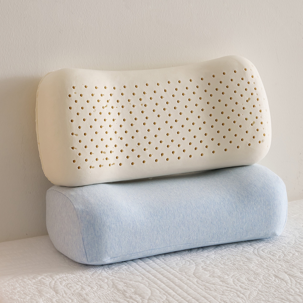 91家纺网 家纺一手货源 找家纺 鼎盛乳胶 2025新款彩棉乳胶午睡枕便携枕 彩棉天蓝