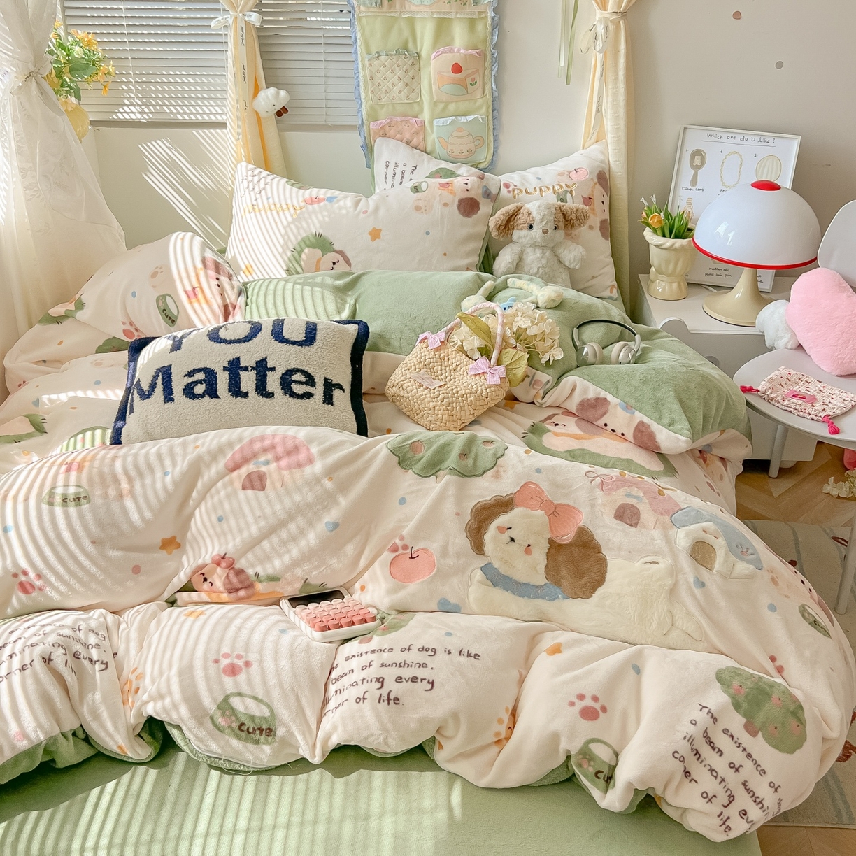 91家纺网 家纺一手货源 找家纺 （总）子钦家纺 2025秋冬新款加厚牛奶绒卡通印花贴布绣床单床笠四件套