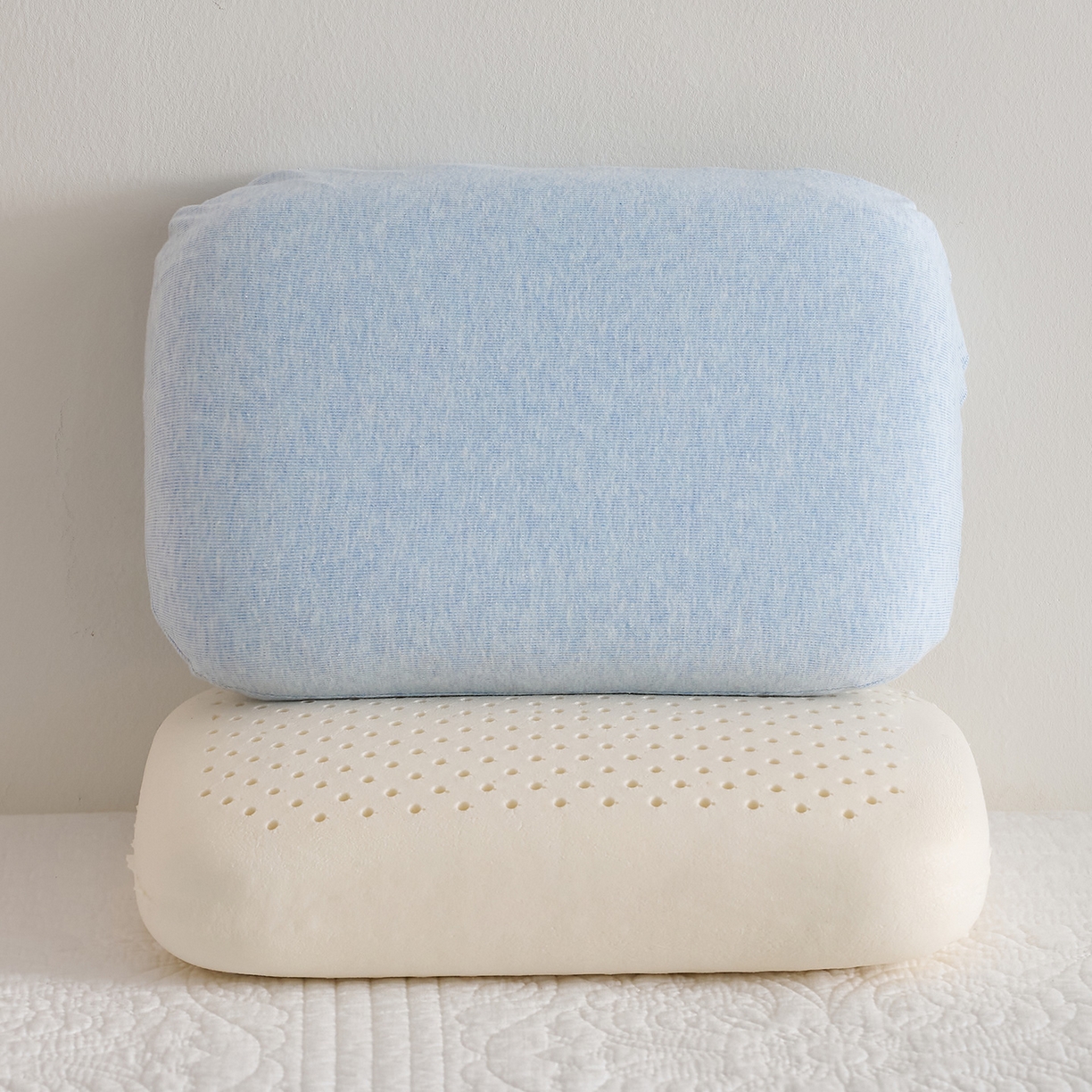 91家纺网 家纺一手货源 找家纺 鼎盛乳胶 2025新款彩棉乳胶小面包枕 彩棉天蓝