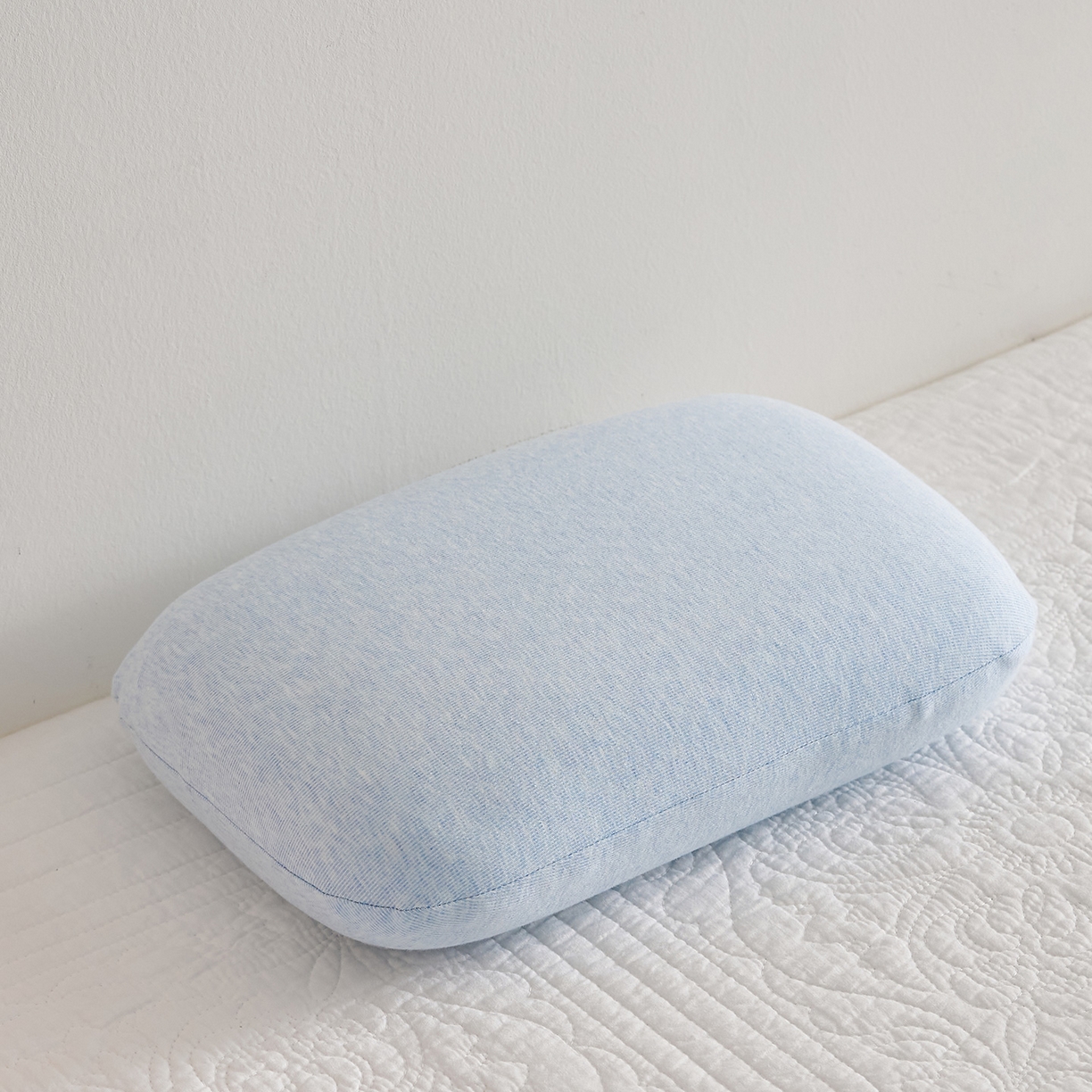 91家纺网 家纺一手货源 找家纺 鼎盛乳胶 2025新款彩棉乳胶小面包枕 彩棉天蓝