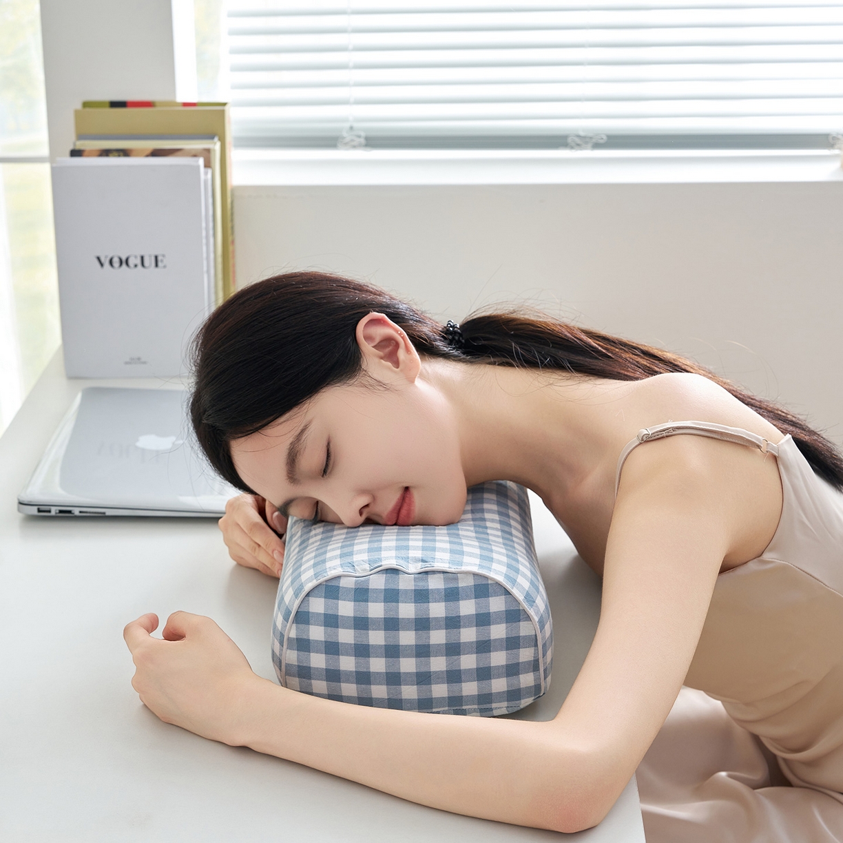 91家纺网 家纺一手货源 找家纺 鼎盛乳胶 2025新款水洗棉小乳胶枕多功能便携枕 水洗蓝