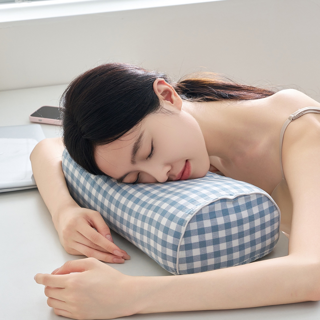 91家纺网 家纺一手货源 找家纺 鼎盛乳胶 2025新款水洗棉小乳胶枕多功能便携枕 水洗蓝