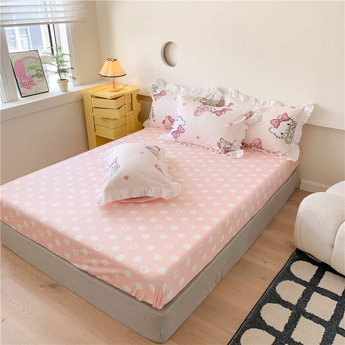 91家纺网 家纺一手货源 找家纺 玉元坊2025新款三丽鸥系列 全棉床单纯棉床裙三四件套  蝴蝶结美乐蒂【花边款】