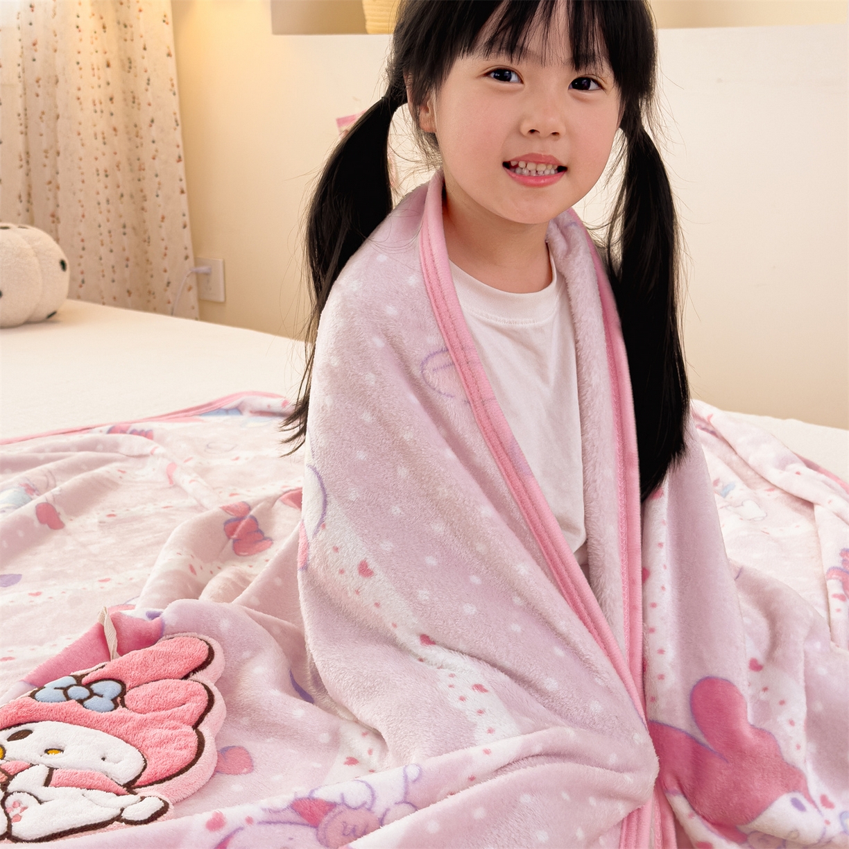 91家纺网 家纺一手货源 找家纺 花满路 2025新款亲肤舒适三丽鸥儿童毯毛毯毯子 爱心美乐蒂