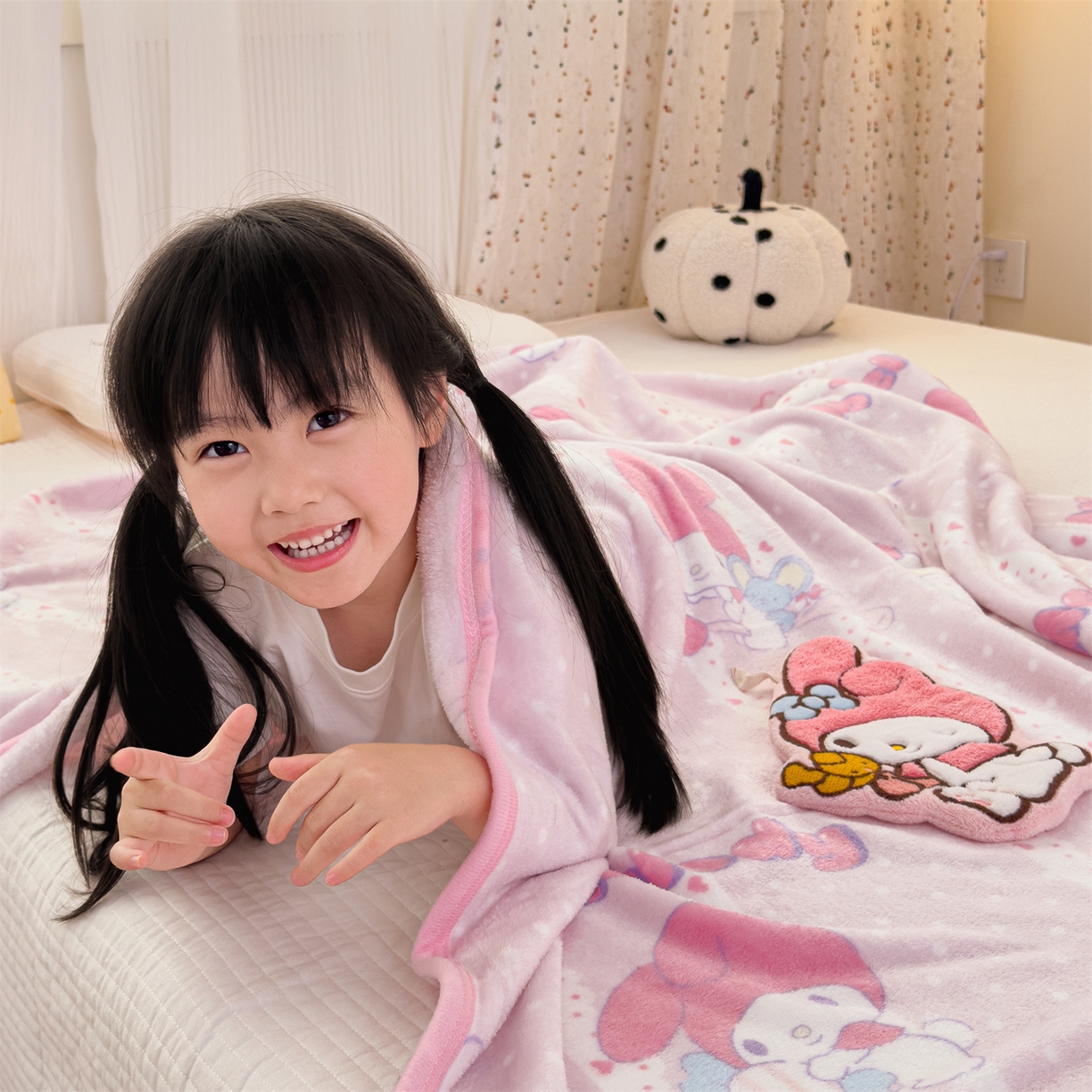 91家纺网 家纺一手货源 找家纺 花满路 2025新款亲肤舒适三丽鸥儿童毯毛毯毯子 爱心美乐蒂