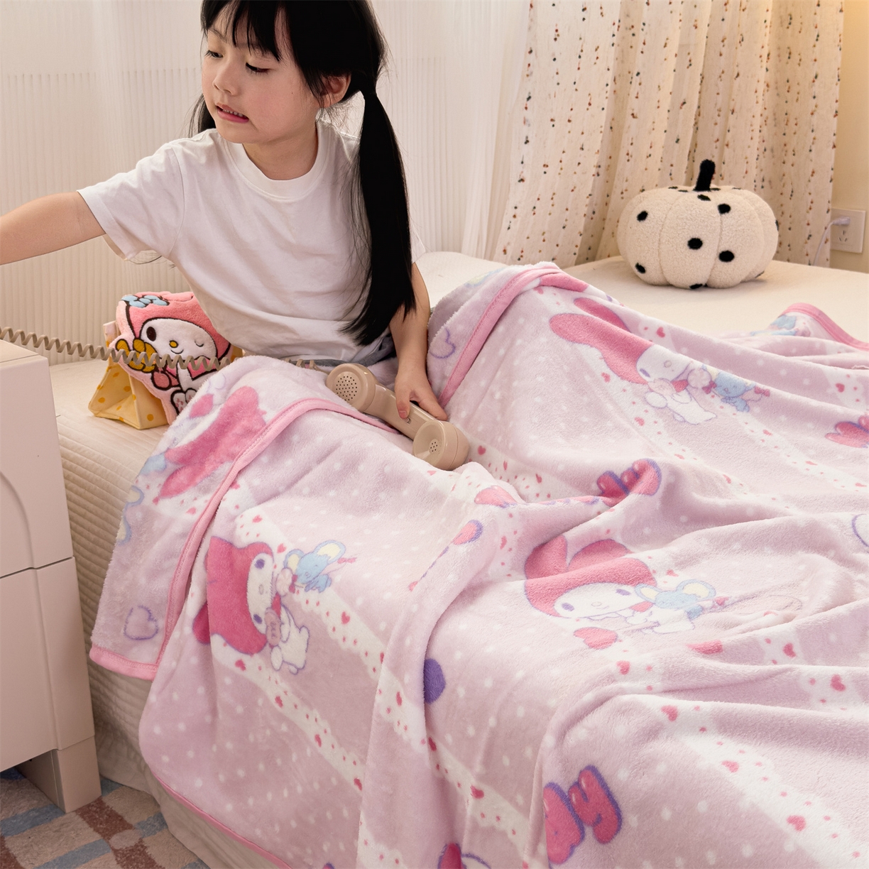 91家纺网 家纺一手货源 找家纺 花满路 2025新款亲肤舒适三丽鸥儿童毯毛毯毯子 爱心美乐蒂