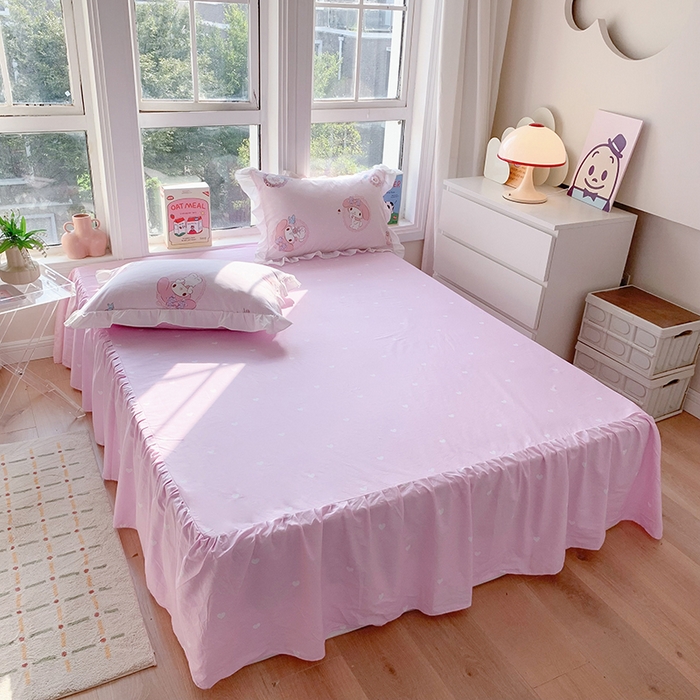 91家纺网 家纺一手货源 找家纺 玉元坊2025新款三丽鸥系列 全棉床单纯棉床裙三四件套  小兔美乐蒂【花边款】