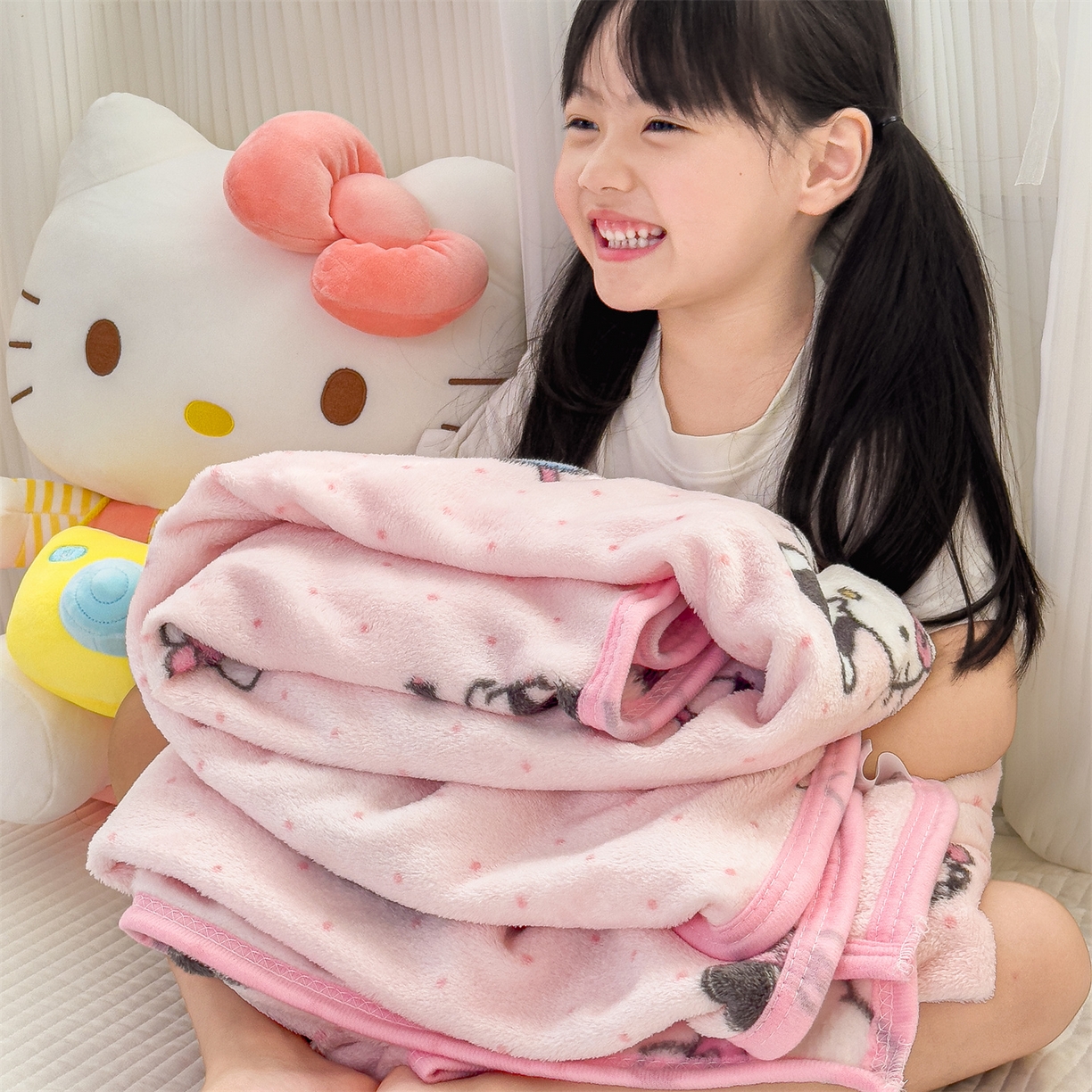 91家纺网 家纺一手货源 找家纺 花满路 2025新款亲肤舒适三丽鸥儿童毯毛毯毯子 粉粉kitty